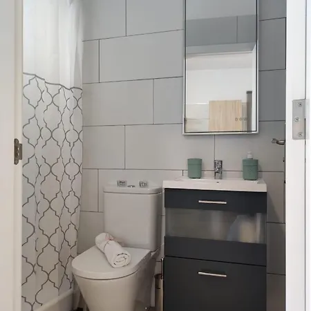 Casa Piramide 2. Terraza Wifi Y Parking Privado Prázdninový dům *