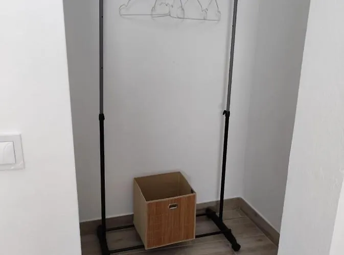 Semesterbostad Casa Piramide 2. Terraza Wifi Y Parking Privado *